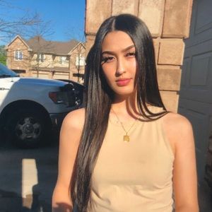 Meet your Posher, Mariam